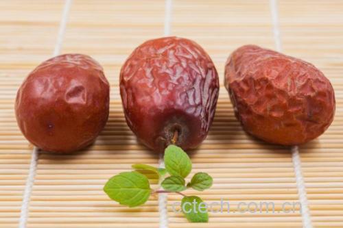 五种食材摆盘图