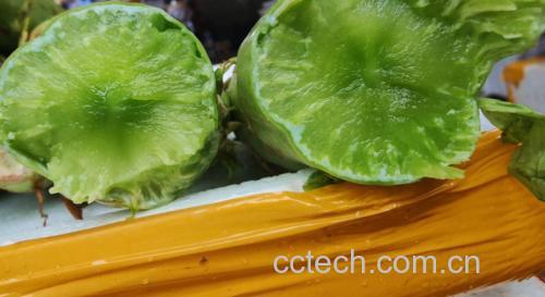 生菜豆腐汤成品图,汤色清澈,生菜鲜嫩,豆腐滑嫩 生菜豆腐汤成品图