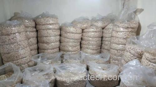 展示西洋参切片、烘干、包装的过程,体现其作为农产品的加工流程 西洋参加工过程图