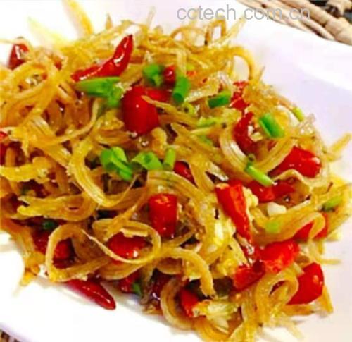 凉拌鱼腥草根成品图