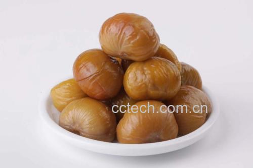 刚刚出锅的板栗南瓜饼整齐摆放在盘中,色泽金黄,香气扑鼻 刚煎好的板栗南瓜饼摆盘图