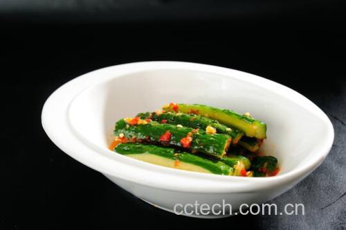 凉拌小黄瓜成品特写