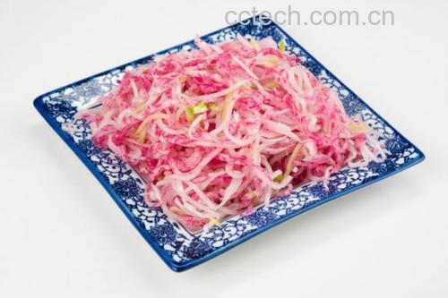 红皮萝卜丝凉拌成品特写