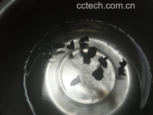 展示松茸粉在厨房中用于煲汤、拌饭、炒菜的使用场景 松茸粉使用场景图