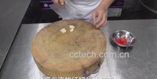 厨房操作场景