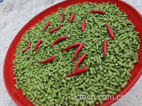 袋装小米椒泡菜所需的全部食材摆盘展示 泡菜材料展示图