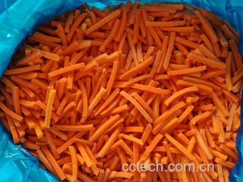展示胡萝卜与多种食材搭配的健康沙拉 胡萝卜与多种食材搭配的沙拉图