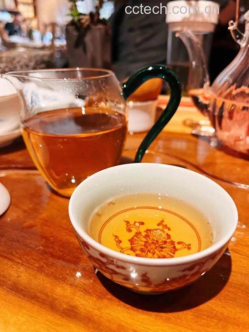 秋季喝茶养生方法 秋季喝什么茶好