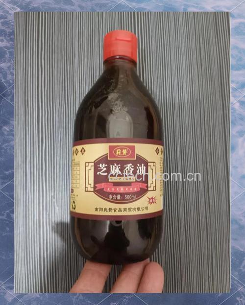 怎么辨别真假香油 香油精的危害有哪些