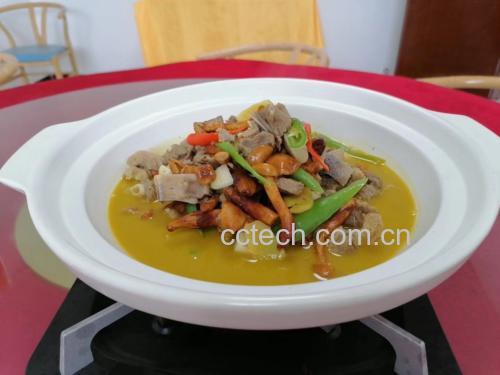 松茸炖猪肉成品图