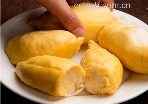 手工包制金枕头榴莲饼的过程