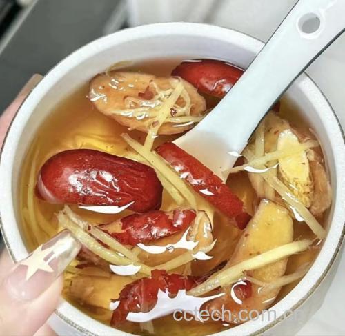 子姜黄芪红枣煮水成品图