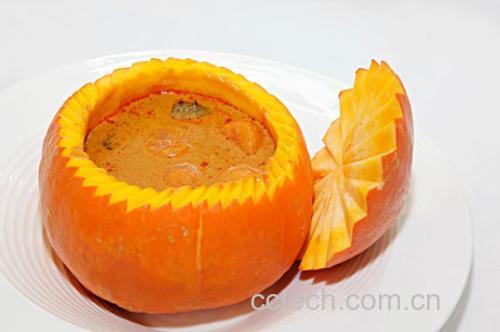 咖喱南瓜炖煮过程特写