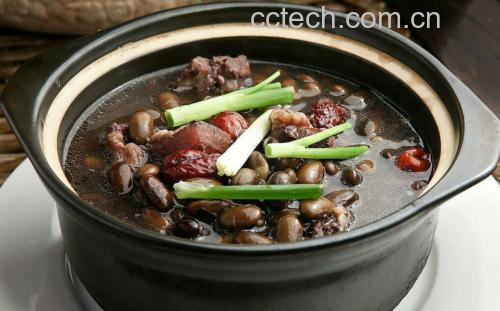黑豆与各类食材搭配煲汤的图片