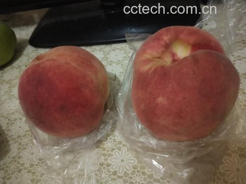 红不软桃与水蜜桃营养对比图
