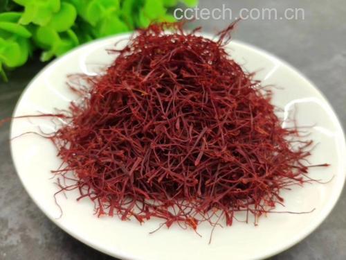 灯芯草与雪梨煲汤食材展示