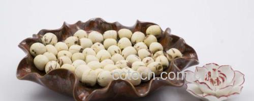 莲子心与野菊花实物对比图