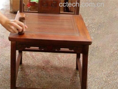 金花梨地板维护工具套装示意图