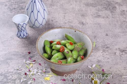 小黄瓜拌豆腐沙拉成品图
