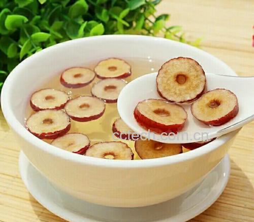 蒸好的干红枣片成品图