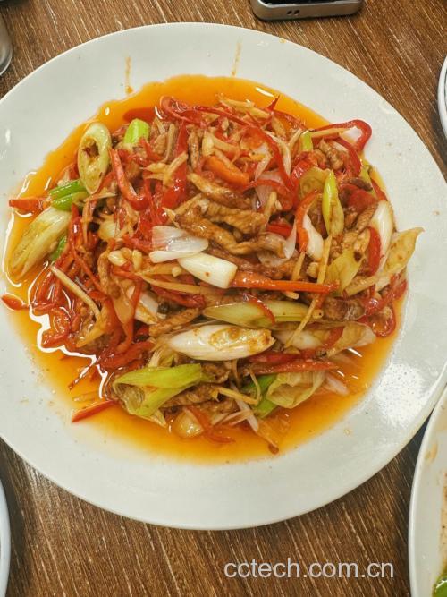 铁杆大葱烹饪场景