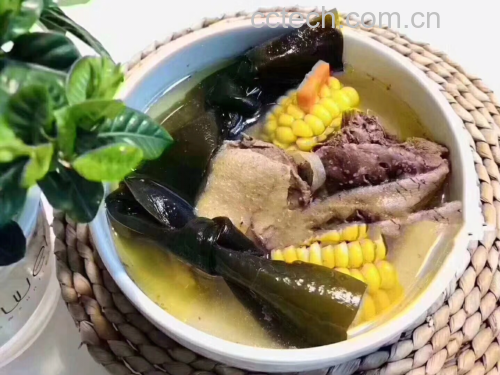 红薯和海带炖汤的成品图