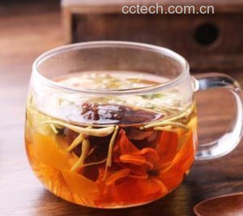玫瑰柠檬茶冲泡过程图