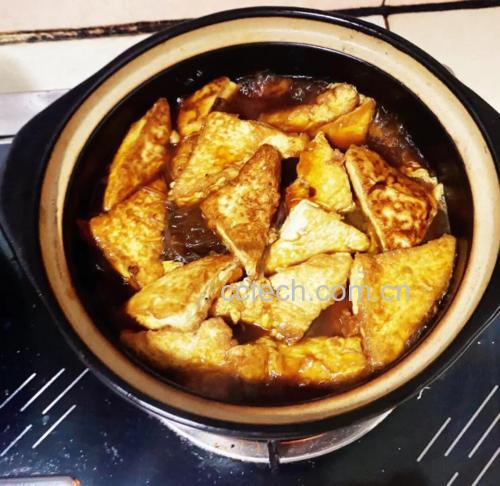 豆腐炖煮特写