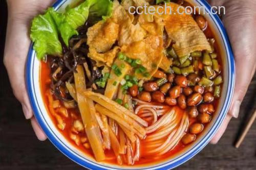 辣椒油拌面成品图
