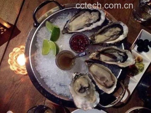 生蚝与生菜搭配菜肴示意图