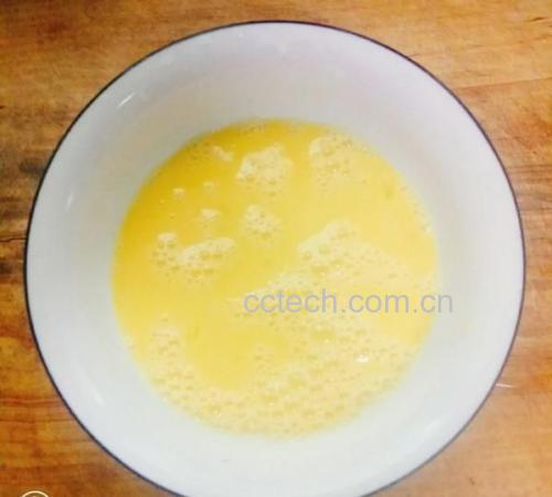 酒烧鸡蛋酒液调制