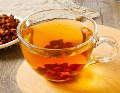 芦根西洋参茶饮成品图