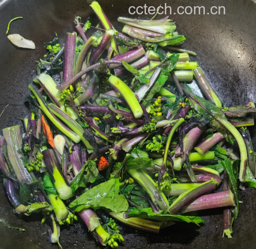 紫菜苔翻炒过程