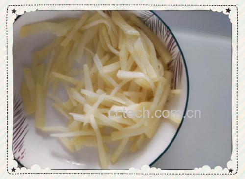土豆擦丝过程图