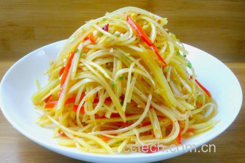 土豆拨烂子凉拌图