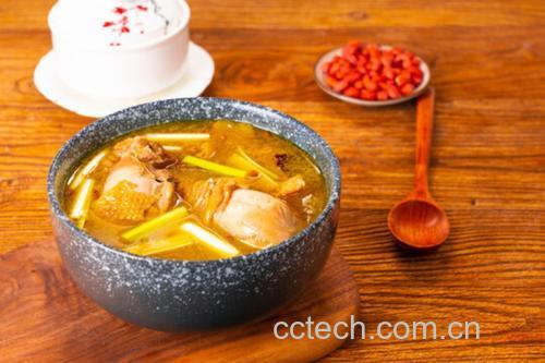 鹿鞭炖汤成品图