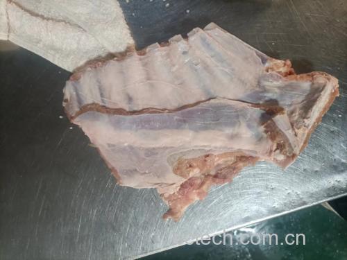 刚出炉的孜然白胡椒羊排摆盘图