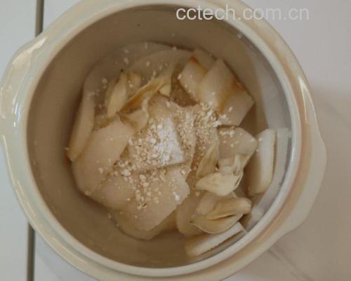 砂锅炖骨头过程图