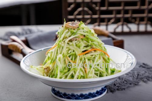 清爽黄瓜拌笋丝成品图