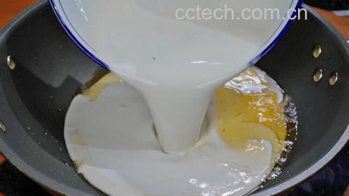 青萝卜丝煎饼制作过程