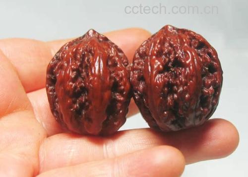 文玩核桃与食用核桃对比图