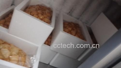 小葱拌豆腐拌制过程图