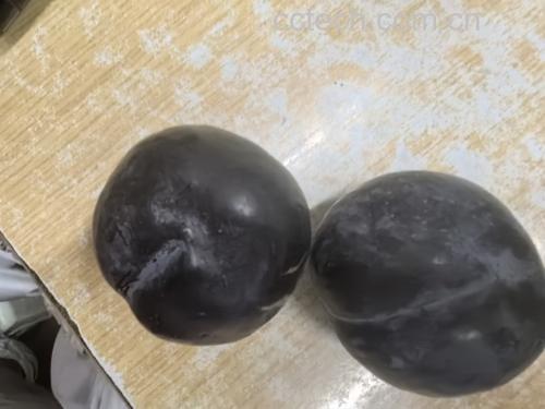 黑宝石李子特写