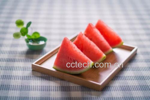 黄瓤西瓜与健康饮食搭配场景