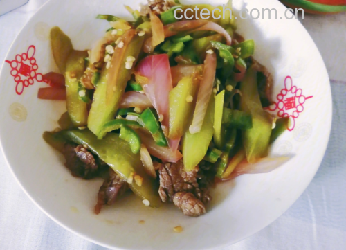 西红柿炒牛肉特写