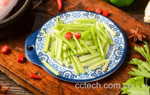 山芹菜餐桌成品图