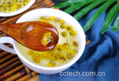 野菊花粉冲泡效果图