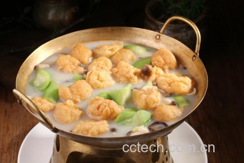 平菇炖豆腐锅具展示