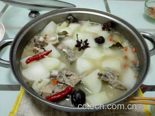 老黄瓜炖汤实物照片