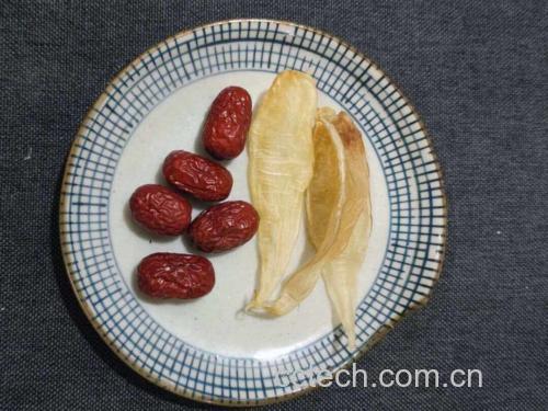鱼胶炖川贝母食材准备图